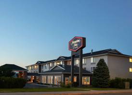 Hampton Inn Helena 5