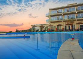 LAGUNA HOLIDAY RESORT 5
