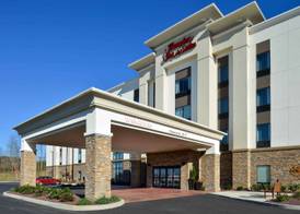 Hampton Inn & Suites Albany-East Greenbush, NY 5