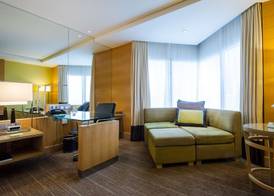 Holiday Inn BANGKOK SILOM by IHG 3