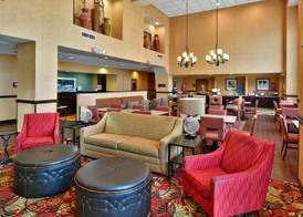 Hampton Inn & Suites Fredericksburg 3