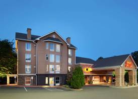 Hampton Inn & Suites Chapel Hill/Durham 3