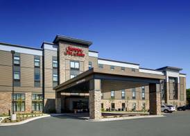 Hampton Inn & Suites Milwaukee West 5