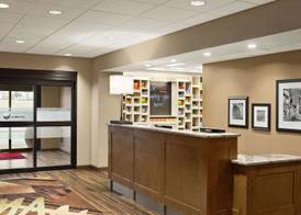 Hampton Inn & Suites Minooka, IL 4