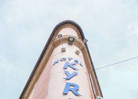 Plazza Hotel 3