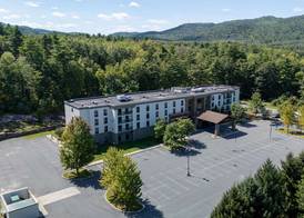 Hampton Inn & Suites Lake George 5