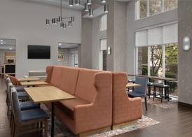Hampton Inn & Suites Huntersville 3