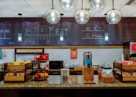 Hampton Inn Cortland 5