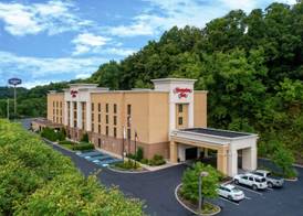 Hampton Inn Cambridge 2