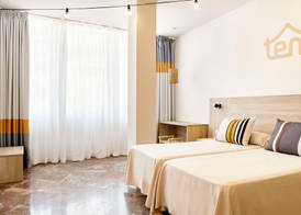 tent Torremolinos 3