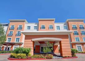 Embassy Suites by Hilton Valencia 2