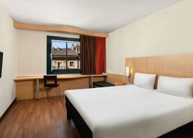Ibis Budapest Heroes Square 5
