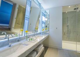 NH Collection Santiago Casacostanera 5