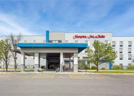 Hampton Inn & Suites Bolingbrook 4