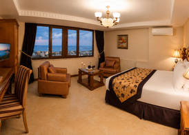 GLK PREMIER Acropol Suites & Spa 4