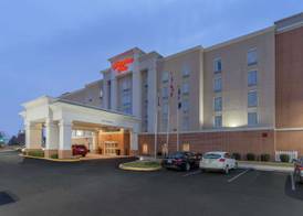 Hampton Inn Richmond - South 2