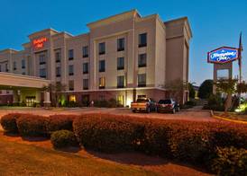 Hampton Inn Canton 2