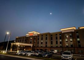 Hampton Inn & Suites Lenoir, NC 4