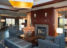 Hampton Inn Seymour 2