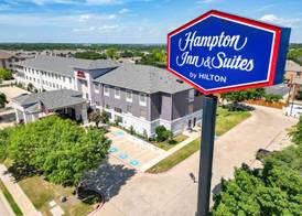 Hampton Inn & Suites Denton 2