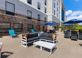 Hampton Inn & Suites Canton 2