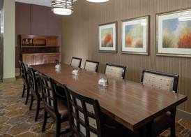 DoubleTree by Hilton Kansas City - Overland Park 4