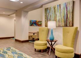 Hampton Inn & Suites Manchester, TN 4