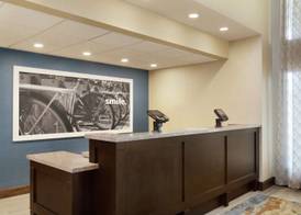 Hampton Inn & Suites Springdale 3