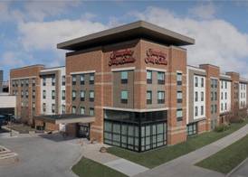 Hampton Inn & Suites Omaha-Downtown 3