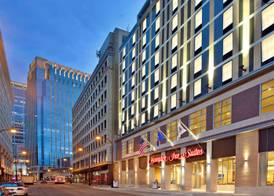 Hampton Inn & Suites - Minneapolis/Downtown 3