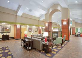 Hampton Inn & Suites Kansas City-Merriam 4