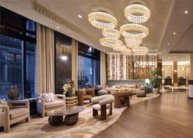 The Trafalgar St. James London, Curio Collection by Hilton 4
