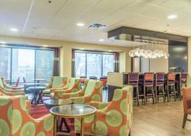 Hampton Inn Muskegon 4