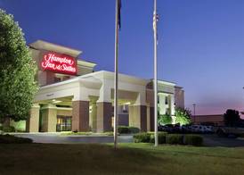 Hampton Inn & Suites Murray 2