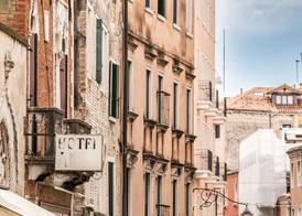 HOTIDAY Room Collection - Venezia Santa Lucia 3