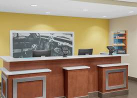 Hampton Inn & Suites Macon I-75 North 5