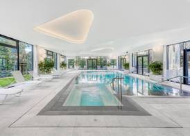 GOLDEN TULIP LYON OUEST TECHLID Hotel & Spa 2