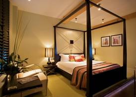 Roomzzz Manchester City 3