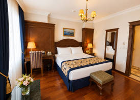 GLK PREMIER The Home Suites & Spa 2