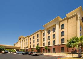 Hampton Inn & Suites San Antonio-Airport 4