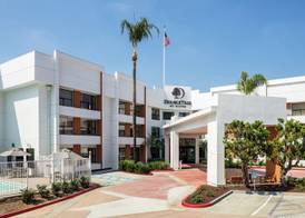 DoubleTree by Hilton Pomona 3