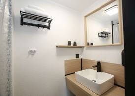 Enzo Hotels Chartres Mainvilliers 3