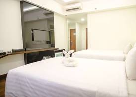 Golden Tulip Essential Makassar 5
