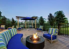 Hampton Inn & Suites Rogers 2