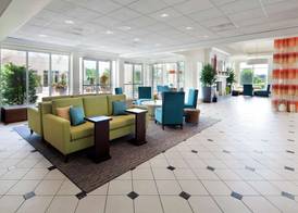 Hilton Garden Inn Montreal Airport 3