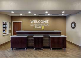 Hampton Inn and Suites Columbus, MS 3