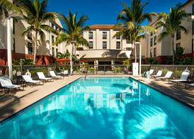 Hampton Inn & Suites Fort Myers Beach/Sanibel Gateway 5