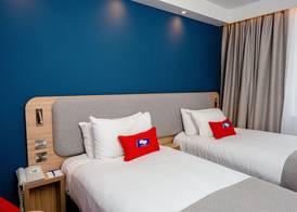 Holiday Inn Express CANTERBURY by IHG 5