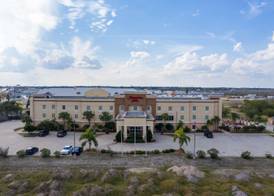 Hampton Inn Alice 4