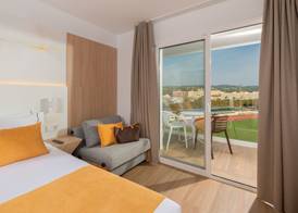 L'Azure Hotel SPA 4Sup 4